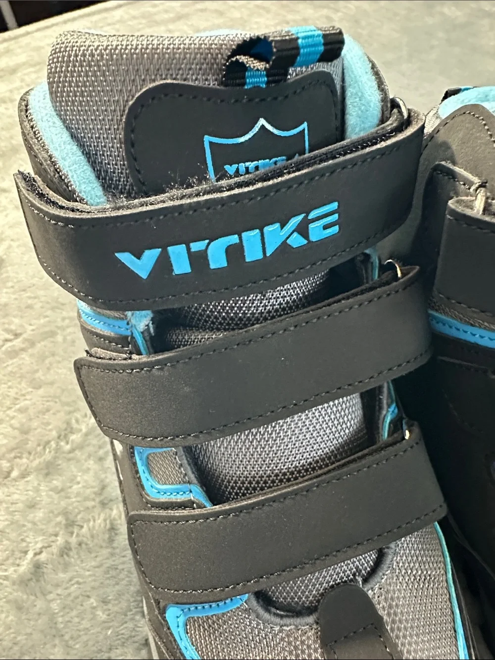NWOT VITIKE Hiking Snow Boots Sz 37 or US 5-5.5 BOYS